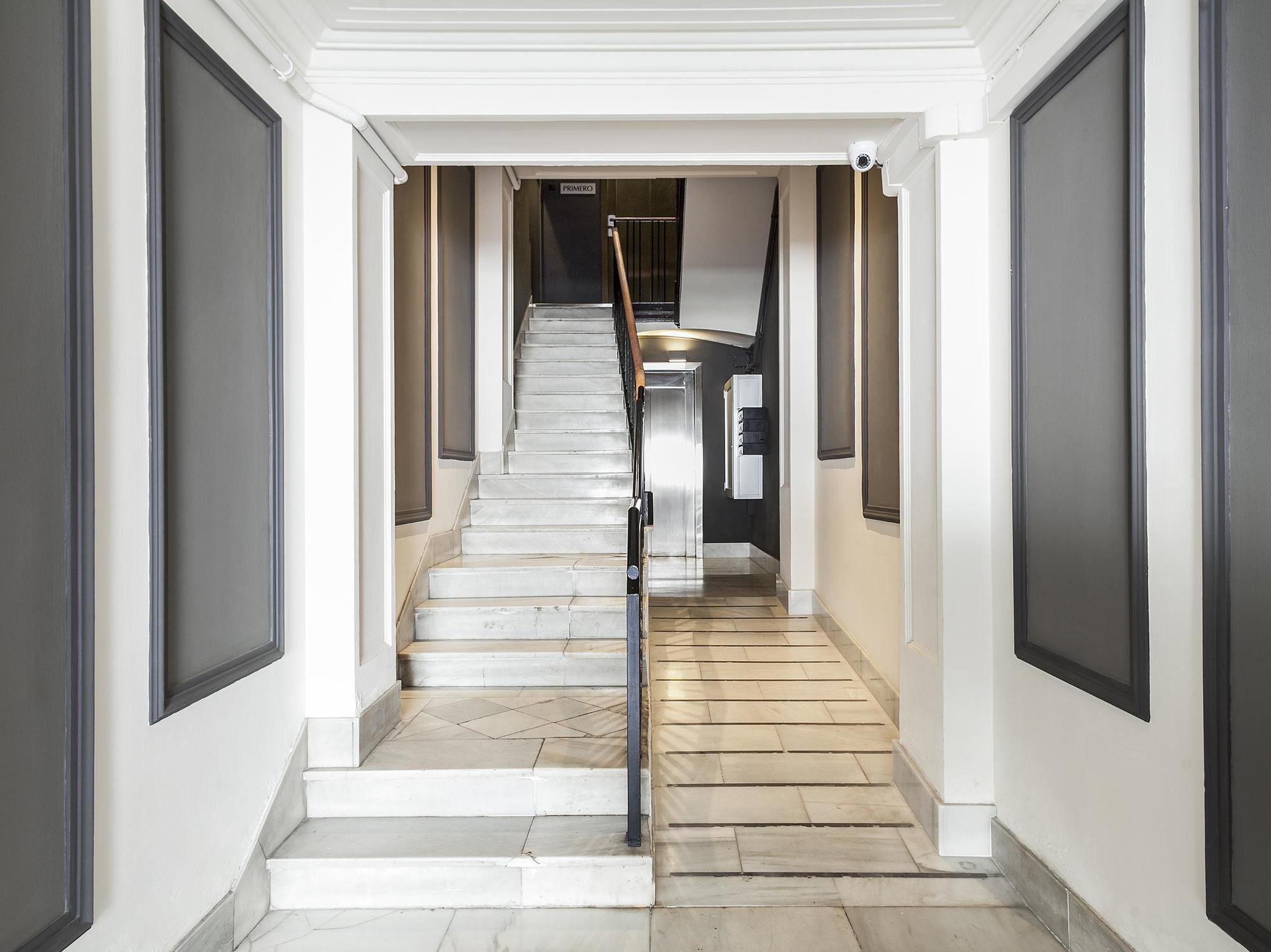ברצלונה Dingdong Fira Apartments מראה חיצוני תמונה